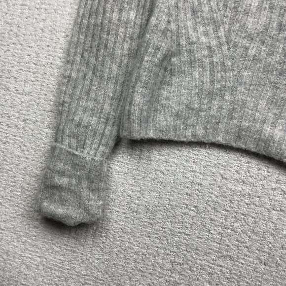H&M Grey Chunky Knit Crewneck Cozy Thick Wool Alpaca Blend Sweater XSmall Read* - Picture 6 of 16